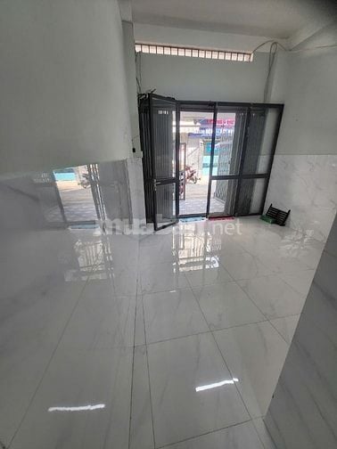 Nhà cũ tiện xây mới, DT 5x18m, CN 90m2, hẻm xe tải gần Bà Chiểu