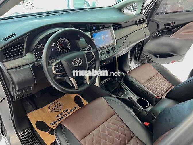 Toyota Innova 2.0E MT 2022 Bạc 85.000km