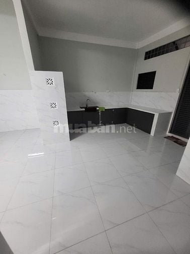 Nhà cũ tiện xây mới, DT 5x18m, CN 90m2, hẻm xe tải gần Bà Chiểu