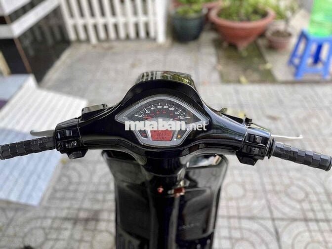 📣 Piaggio Vespa Sprint 125cc Đèn-Vuông Full Đen
