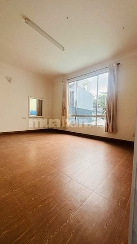 Biệt thự Bình Thạnh mua là có lời ngay.Diện tích 10m x 17m hướng ĐN.