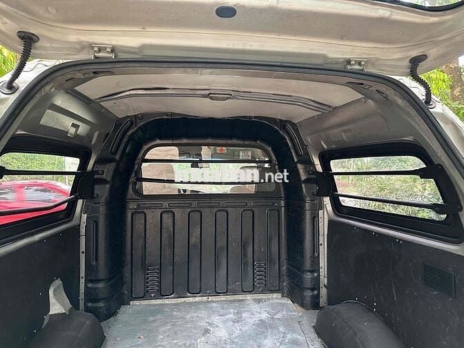 Hyundai Starex 2005 Máy cơ Bạc