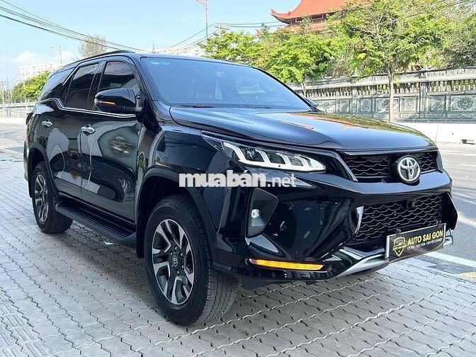 Toyota Fortuner Legender 2.7 4x4 2025 Đen