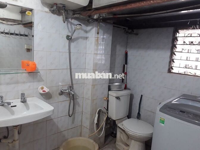 Cần cho thuê nhà khu tập thể Nghĩa Tân, cạnh UBND phường Nghĩa Đô