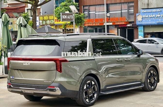 Kia Carnival Signature 2025 Dầu Xanh rêu Tự động