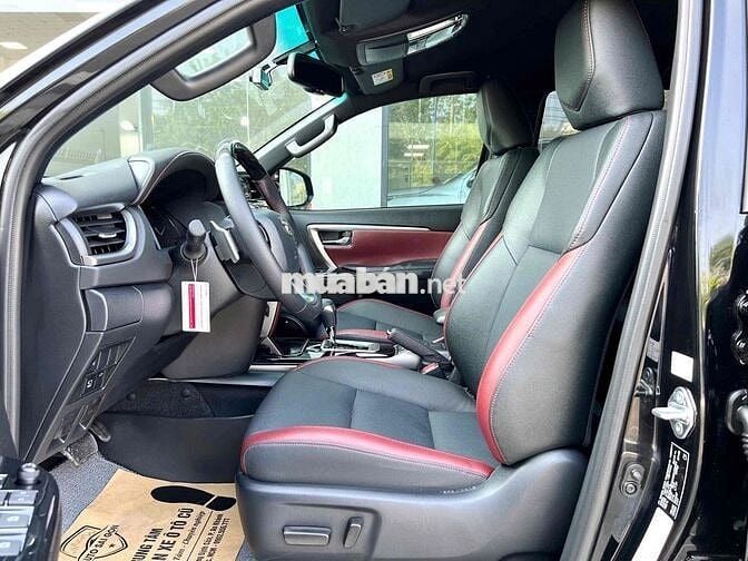 Toyota Fortuner Legender 2.7 4x4 2025 Đen