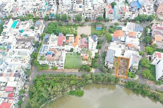 Lô Đất D28 Khu Nam long Phú Thuận Q7. Dt 8x20m. Giá 19 tỷ