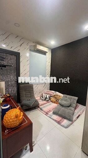 chỉ 3.95 tỷ nhà hẻm xe hơi,41 m2 xây 2 tầng,Nguyễn Văn Khối,Gò Vấp