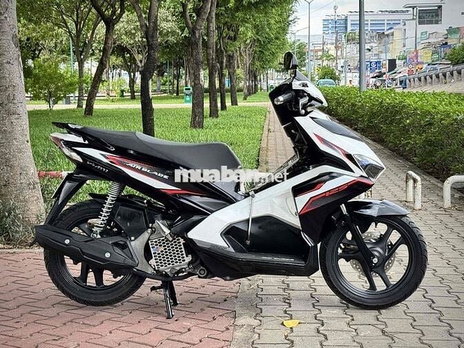 Honda Air Blade 2019 Trắng đen