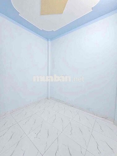 Ngay Trạm Y Tế Phú Lợi, Nhà 1 trệt 1 lầu, 80m2, 950tr, sổ hồng riêng