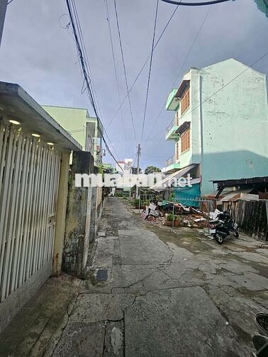 BÁN NHÀ 2 LẦU - DT RỘNG - HOÀN CÔNG - NẰM KẾ TRƯỜNG CHÂU VĂN LIÊM 