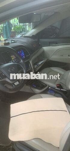 Hyundai Elantra Nâu 76.993 km