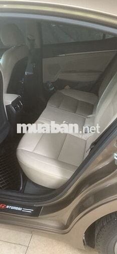 Hyundai Elantra Nâu 76.993 km