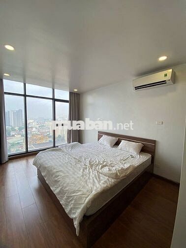 Cho thuê căn hộ Discovery Complex 302 Cầu Giấy 2N 95.5m², nội thất đẹp
