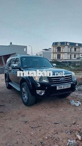 Ford Everest 2024 Máy dầu Số sàn 7 chỗ Đen