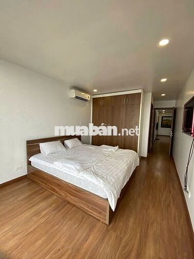 Cho thuê căn hộ Discovery Complex 302 Cầu Giấy 2N 95.5m², nội thất đẹp