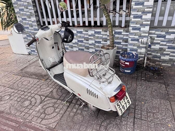 Honda Julio 50cc Trắng