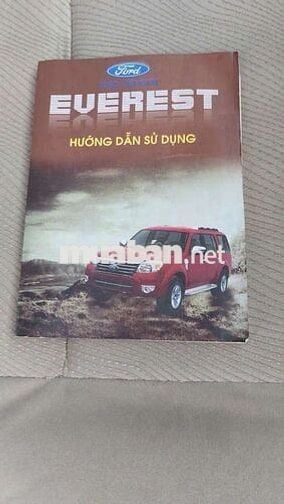 Ford Everest 2024 Máy dầu Số sàn 7 chỗ Đen