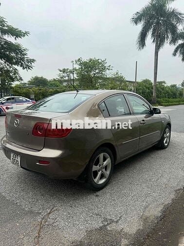 Mazda Mazda 3 màu Nâu 5 chỗ