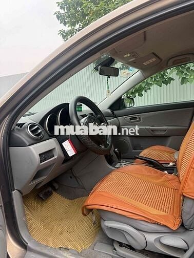 Mazda Mazda 3 màu Nâu 5 chỗ