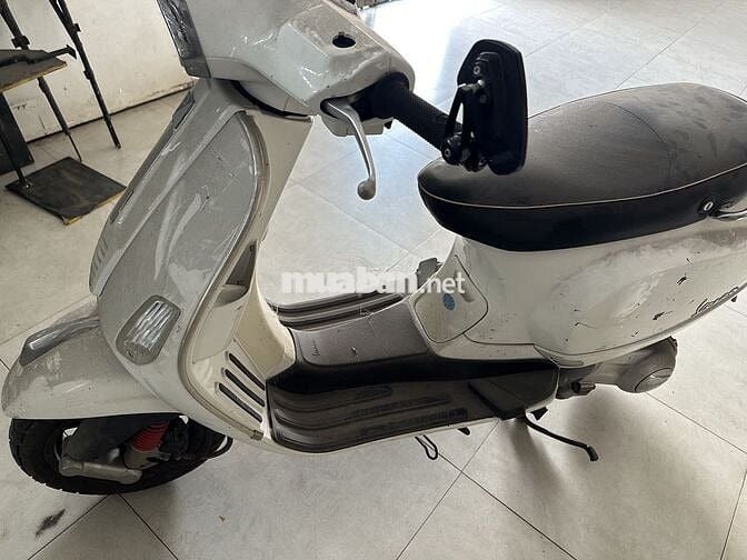 Piaggio Vespa 2012 Trắng