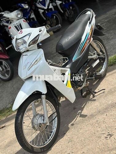 Honda Wave 110 Trắng Zin êm