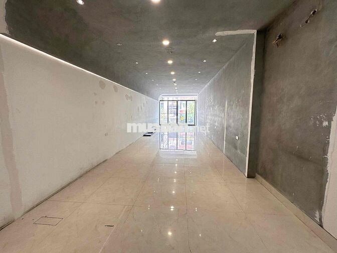 Mặt Tiền Phan Xích Long ( Đoạn đẹp ) - Nhà Mới, Có Thang Máy, Q.PN