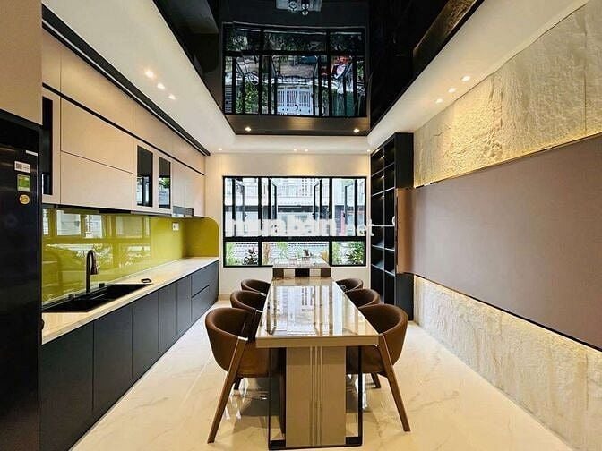 BÁN GẤP 4X16 5 5 TẦNG THANG MÁY 9.X ty