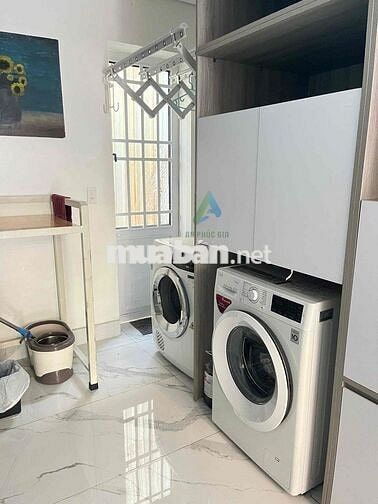 Cho Thuê Nhà Nguyên Căn Mặt Phố Cực Đẹp Đầy Đủ Nội Thất