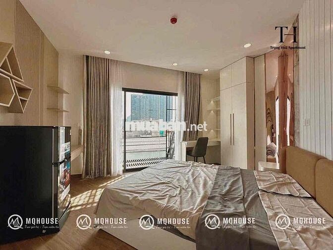 Căn hộ studio full nội thất ban công thoáng đường Bến Vân Đồn quận 4