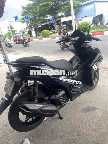 Yamaha Aerox Thể thao màu Đen chín chủ ký giấy