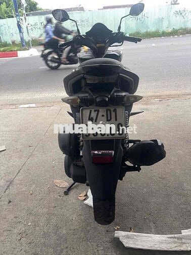 Yamaha Aerox Thể thao màu Đen chín chủ ký giấy