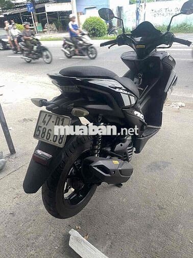 Yamaha Aerox Thể thao màu Đen chín chủ ký giấy
