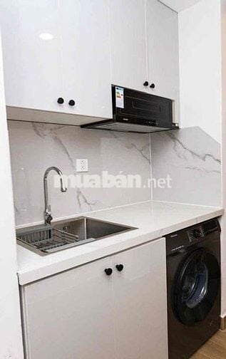 Căn hộ studio full nội thất ban công thoáng đường Bến Vân Đồn quận 4