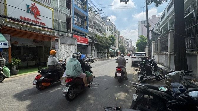 14 Tỷ! Bán Mặt Tiền ngay Công Viên Gia Định, Phú Nhuận - 3,8x14,5m - 5