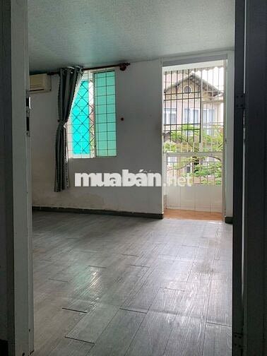 Cho thuê căn hộ chung cư cũ hẻm 24/16 Võ Oanh