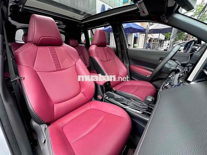 Toyota Cross 1.8v 2025 8.000km Xám Tự động