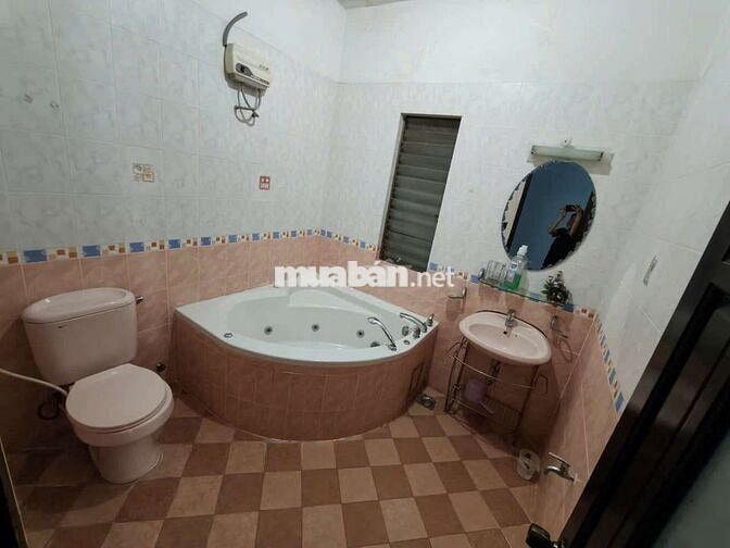 Chính chủ - phòng Ban công 30m2