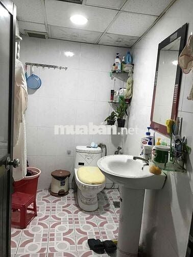 Phòng 50m2 gần bến xe Chợ Lớn, đường Tạ Uyên phường Chợ Lớn (12 cũ)