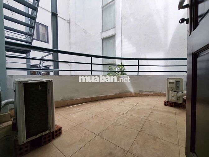 Chính chủ - phòng Ban công 30m2