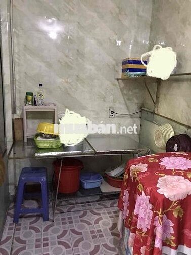 Phòng 50m2 gần bến xe Chợ Lớn, đường Tạ Uyên phường Chợ Lớn (12 cũ)