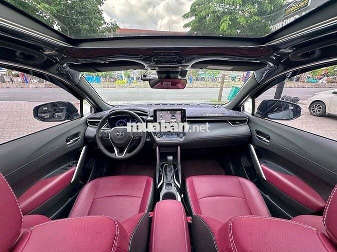 Toyota Cross 1.8v 2025 8.000km Xám Tự động