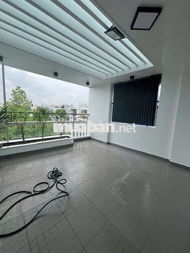 KHU NHÀ 4 TẦNG ĐỒNG BỘ VITRI ĐẸP FUNL NỘI THẤT NGÂY CV. CHỢTRƯỜNGHỌC  