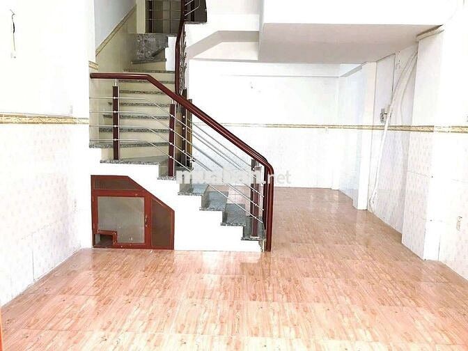 Nhà nguyên căn Huỳnh Thiện Lộc. (4pn, 5wc). DTSD 160M2