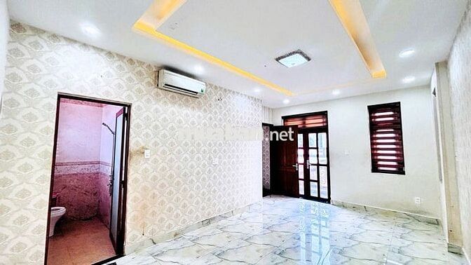 cho thuê biệt thự sân vườn 470m² Hiệp Bình Phước, nhà mới, sân rộng