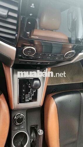 Mitsubishi Triton Athlete Tự động Cam Da