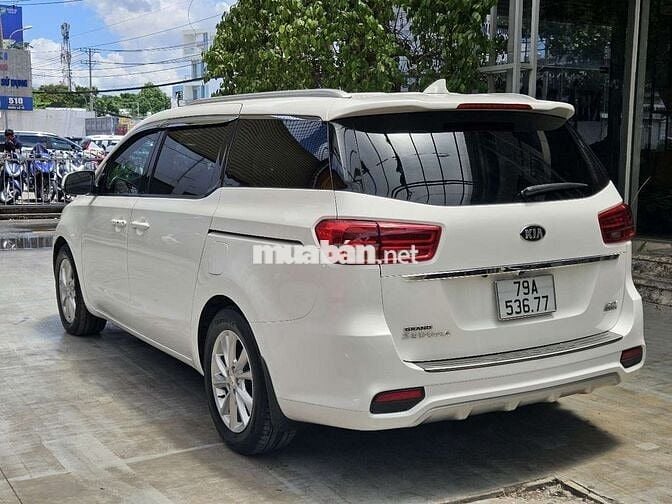Kia Sedona Luxury D 2020, full dầu, rất mới ht góp