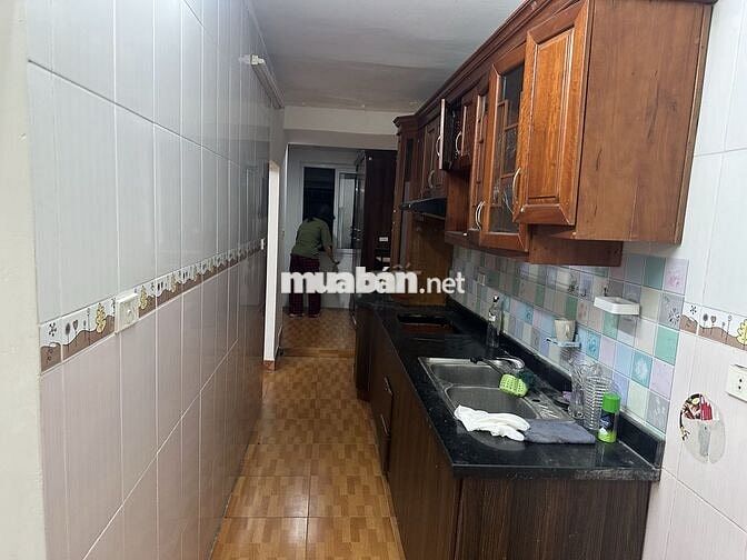 Chính chủ cho thuê căn hộ tầng 5 (45m²), TT Trung Tự, đã cải tạo mới