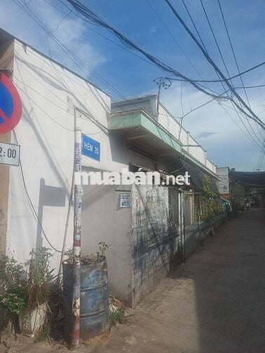 Cho thuê nhà hẻm 18b nguyên căn