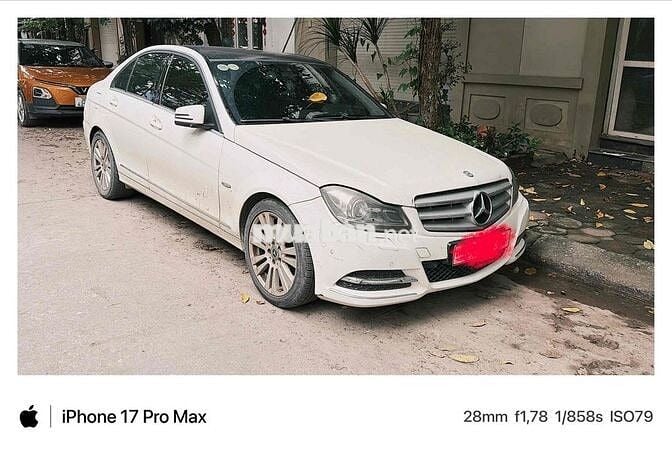 Mercedes-Benz C250 Facelift 2012 Trắng 22 vạn km